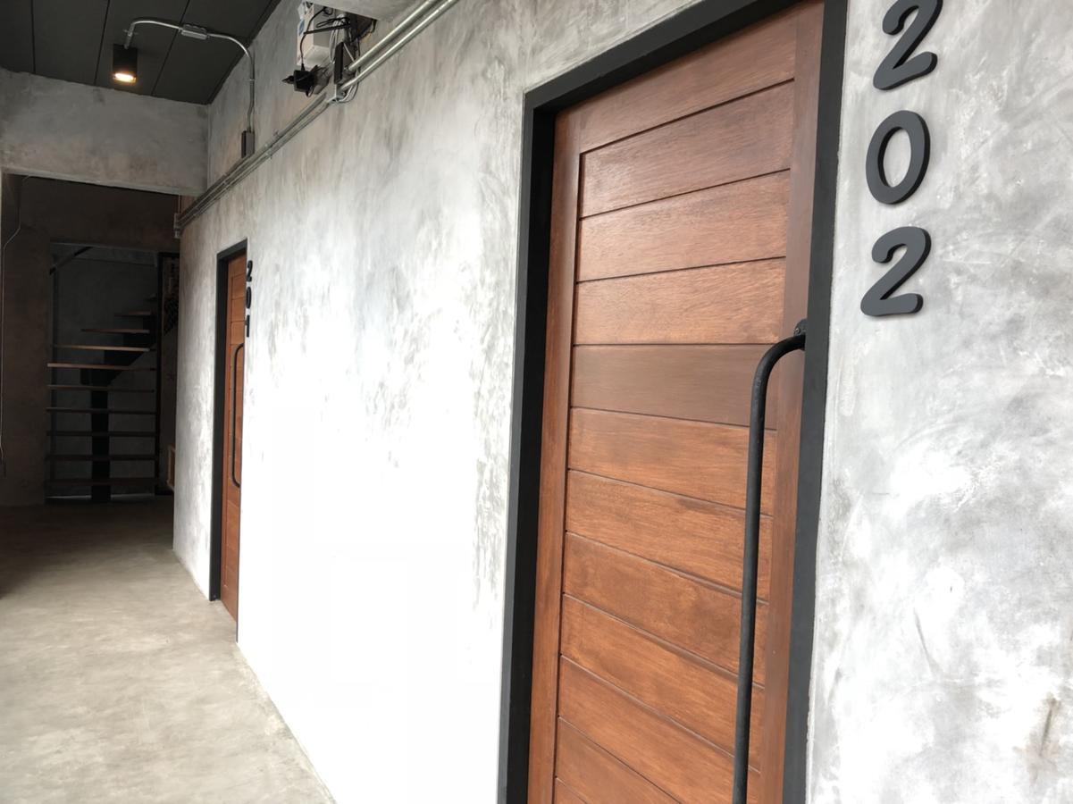 Blackjack Bar And Hostel Chaweng  Esterno foto
