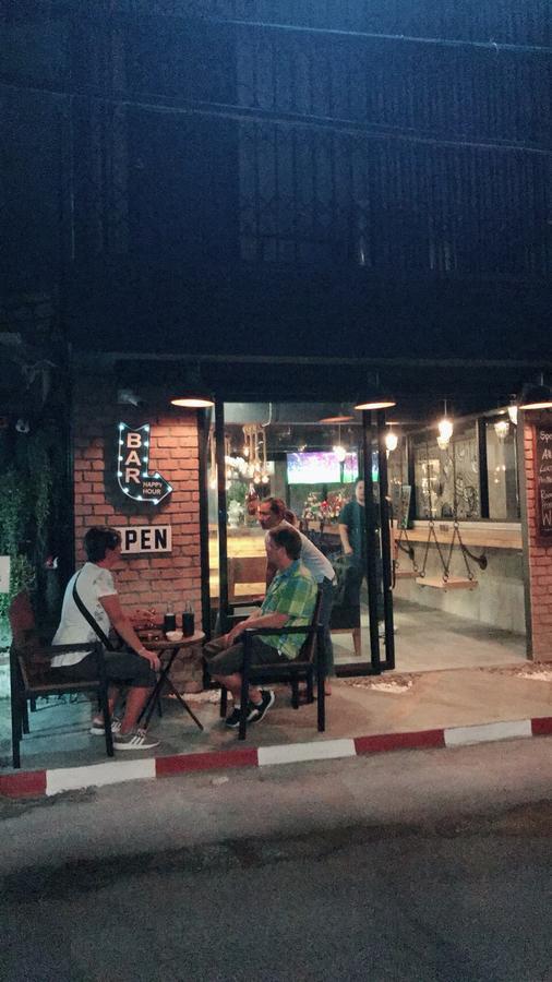 Blackjack Bar And Hostel Chaweng  Esterno foto